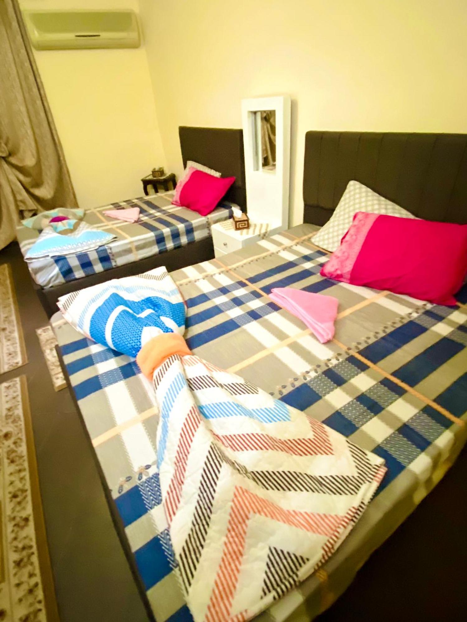 Momen Pyramids Inn Kafrat al Jabal Exterior photo