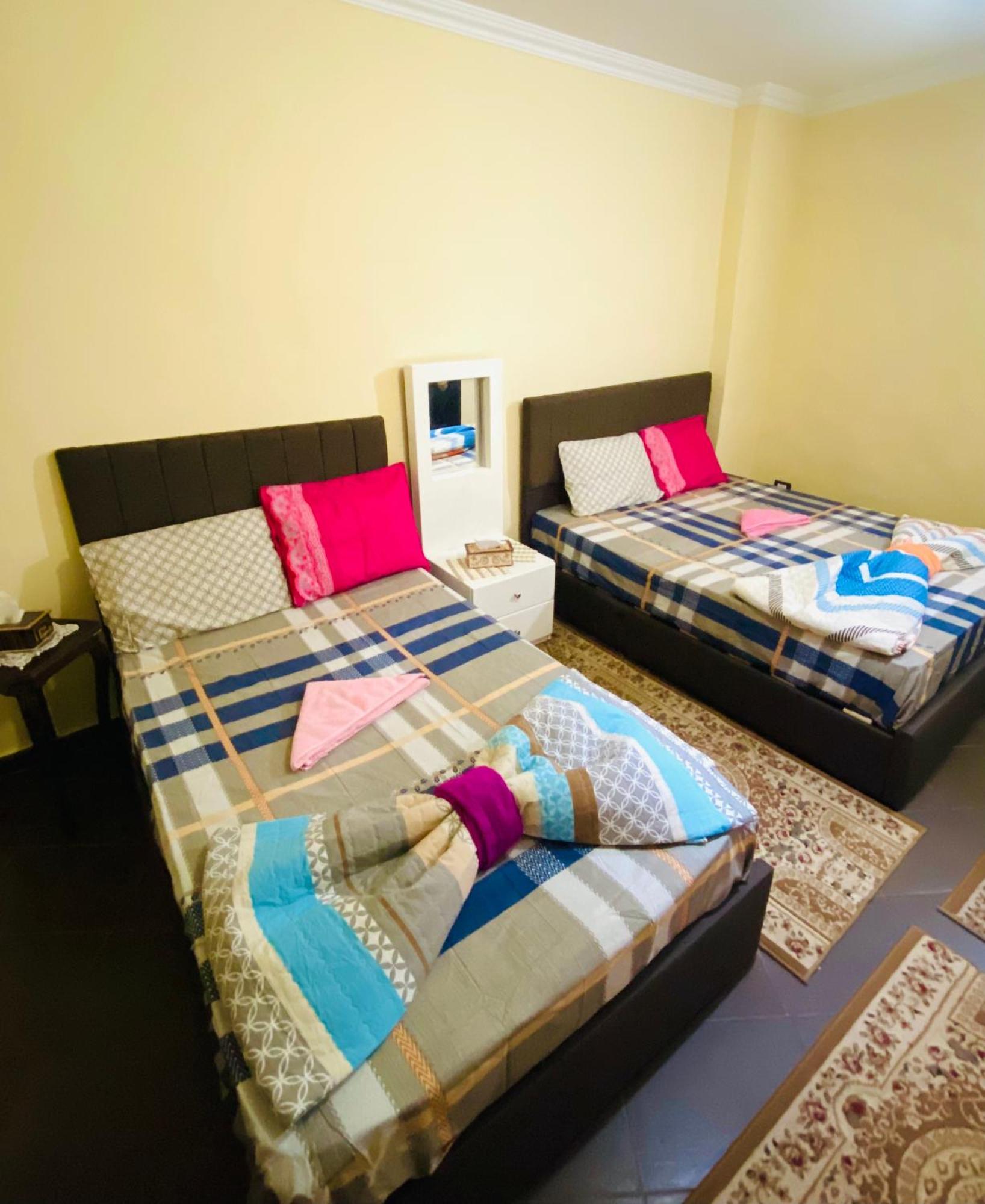 Momen Pyramids Inn Kafrat al Jabal Exterior photo