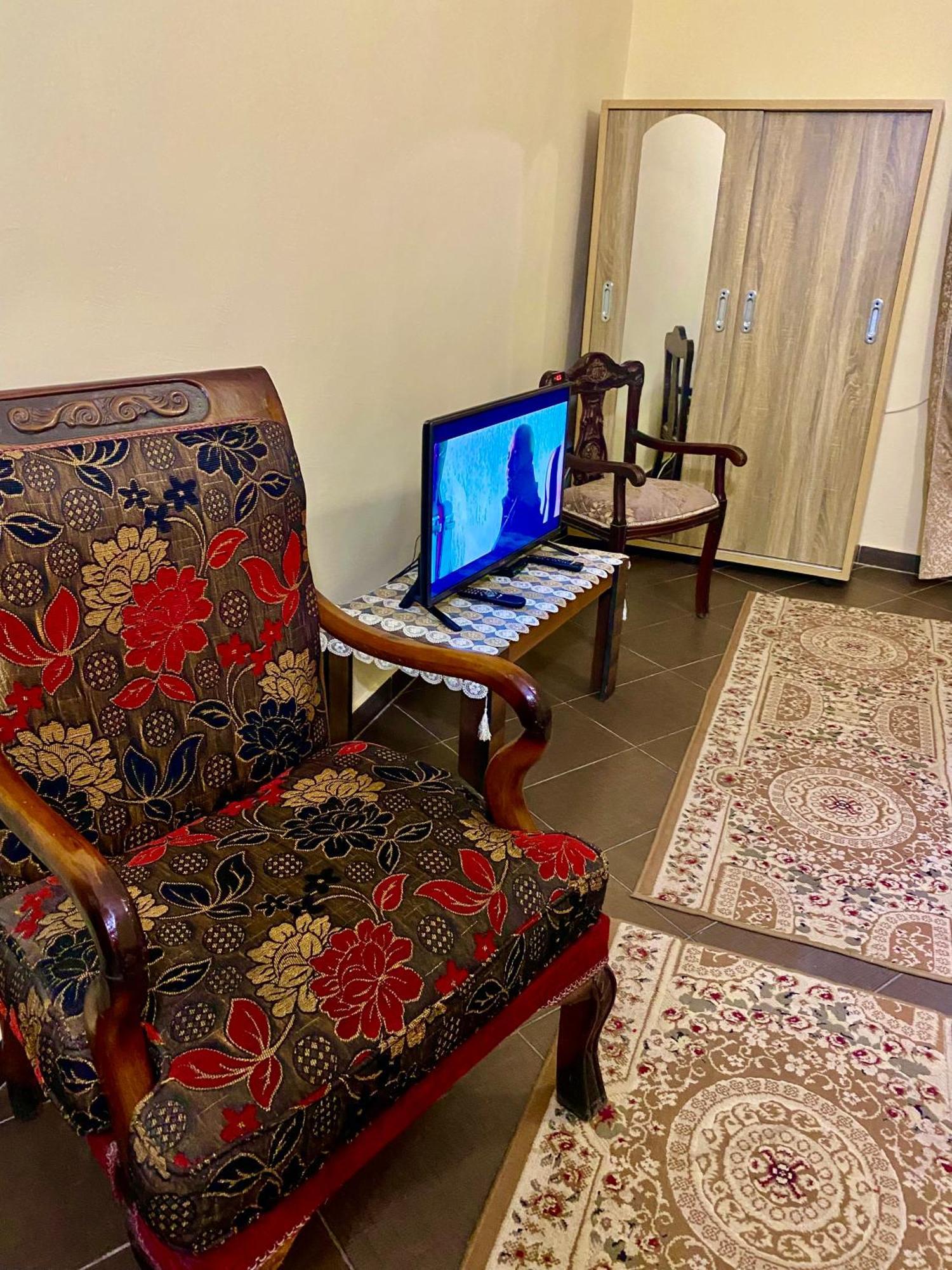 Momen Pyramids Inn Kafrat al Jabal Exterior photo