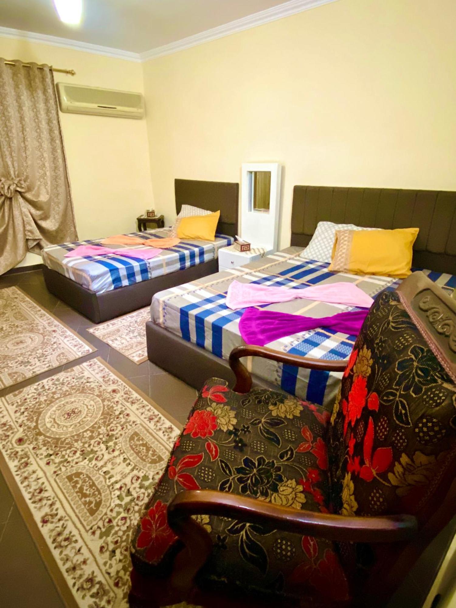 Momen Pyramids Inn Kafrat al Jabal Exterior photo